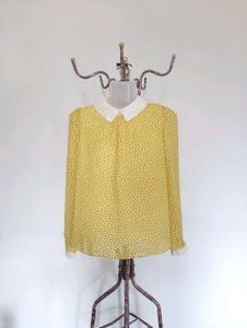 Cute Yellow Heart Printed Top