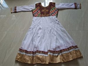 White anarkali suit set🌻