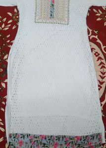 like new Elegant Embroidered Kurta