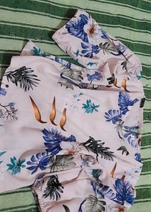 Floral Print Top - Size M
