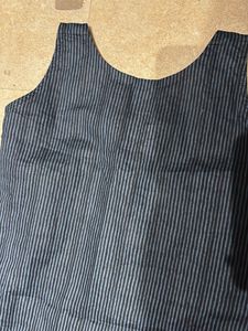 Striped short kurti sleeveless