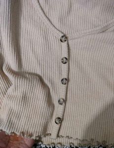 Beige colour crop top❤️🎀