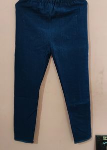 Ripped Jeans👖or Jogger Blue Fits Upto 32waist