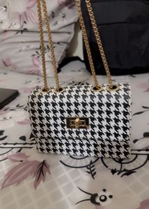 Houndstooth Chain Bag