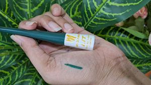 Combo Of 3 Eyeliner Green Blue Black