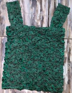 SALEE🥳🥳PRICE DROPP🥳🔥Dark Green Stylish Top