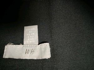 H&amp;M Black Pants - Size S