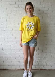 Yellow Daisy Graphic Tee