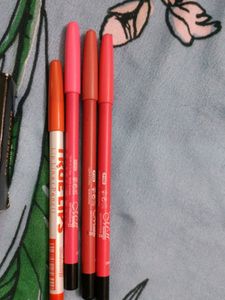 Combo Of Concealer And Lip Liners