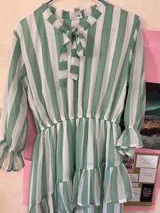 It’s A Full (puff Sleeve Dress) In Mint Green