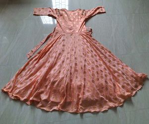 ☆(NEW)☆Combo of gown and skirt 🌺