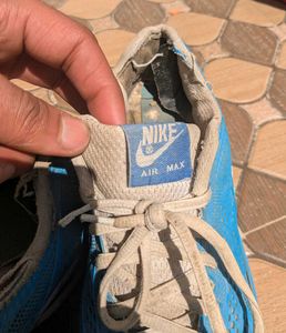 Nike Blue Shoes – Size 10 (Used)