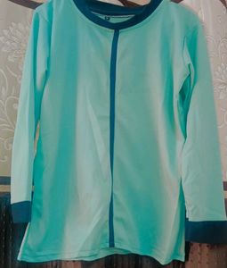 Women Tops