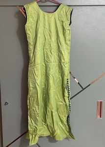 Elegant Green Embroidered Kurta