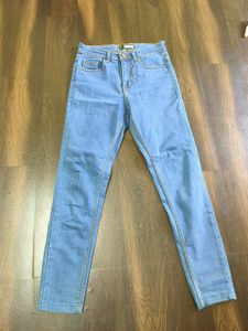 Light Wash High-Waisted Jeans