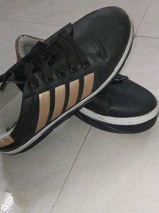 Stylish Black Sneakers