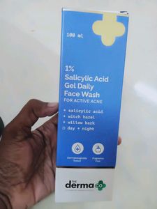 1% Salicylic Acid Gel Daily Face Wash For Activ