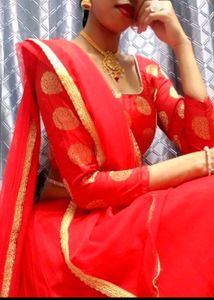 Red ♥️ Lehenga And Choli With Dupattaa 🎉