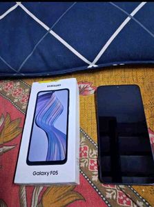 Samsung F05