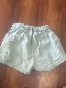 Zara tshirt 2-3 yrs and h&amp;m shorts 18-24months