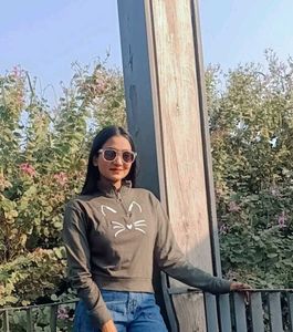 Olive Green Cat Graphic Sweatshirt