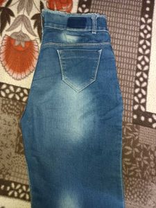 straight fit Denim Jeans