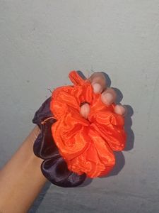 Scrunchies ..Neww ..Unused