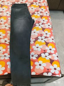 Men Straight Fit Jeans