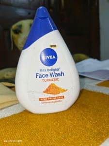 Nivea Facewash Tumeric