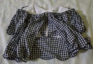 Gingham-style Off-shoulder Top🖤