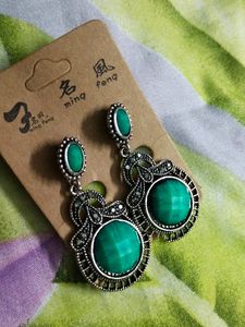 Unique Design Beautiful Earings Party Wear