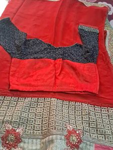Pore Chiffon  Saree With  Blouse