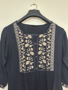 Elegant Embroidered Kurta