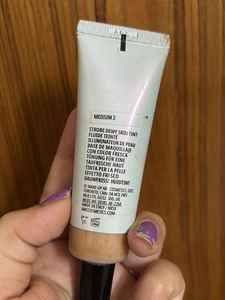 MAC strobe Skin tint