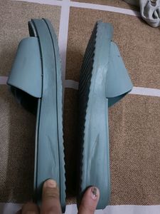 Comfortable Daily Use Slippers For Women In 39 Num