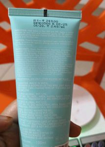 Dot &amp; Key Face Wash