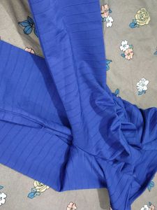 Top Bust 32/32 Fitted New Size S Balloon )sleeves