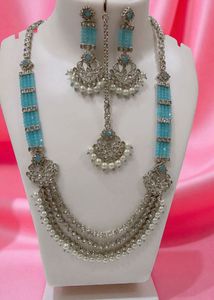 Elegant Jewellery Set