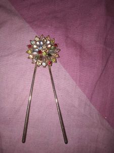 Bangles And Juda Pin Set