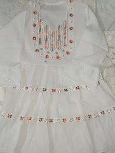 White Embroidered Mini Kurta