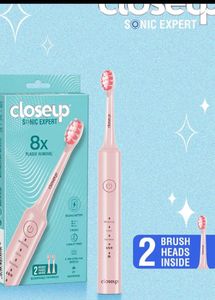 Closeup Sonic Expert Toothbrush