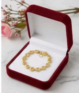 Gold Heart Link Bracelet