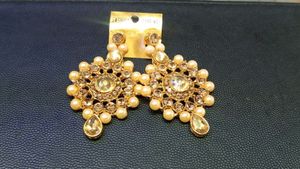 Golden Neck Set With Moti Work