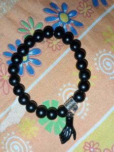 Black Beaded Bracelet
