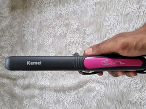Kemei Professional Hair Straightener