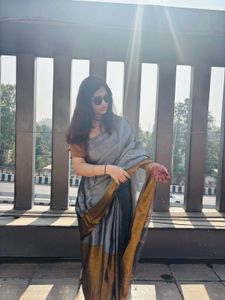 Elegant Grey &amp; Gold Saree With Blouse