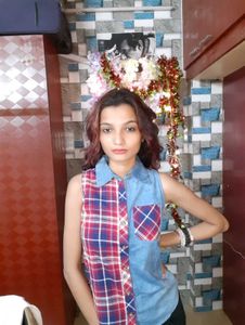 Women Check Sleeveless Denim Cotton Shirt Top