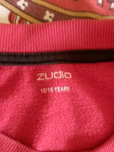 Red &#39;Create New Stories&#39; Sweatshirt