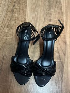 Feet Pro Black Heels