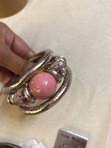 Jewelleries